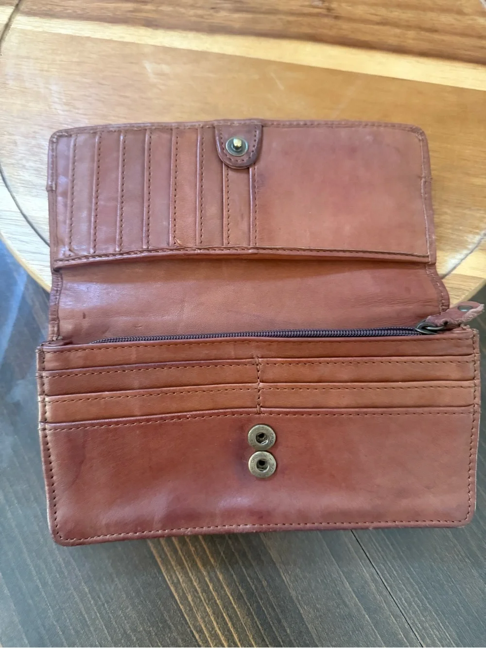 Leather Wallet with Anchor Accent - Burgundy